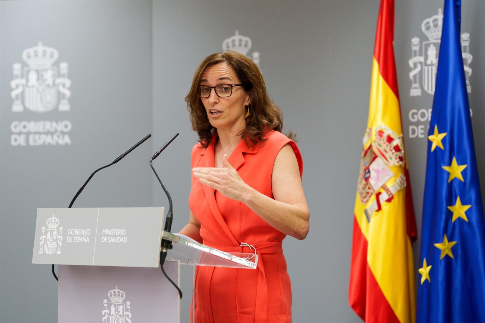 Imagen de la noticia: Mónica García lamenta que el Estatuto Marco no se aprobara y defiende el trabajo hecho